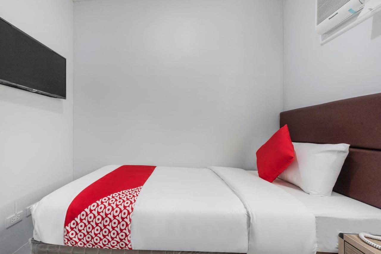 Super Oyo 515 Finnex Hotel Mandaluyong Exterior foto